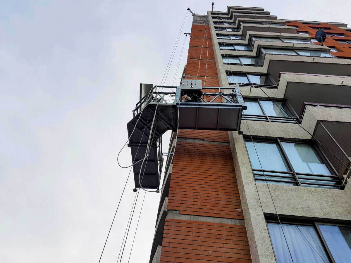 Alzahombres electricos y todoterreno
